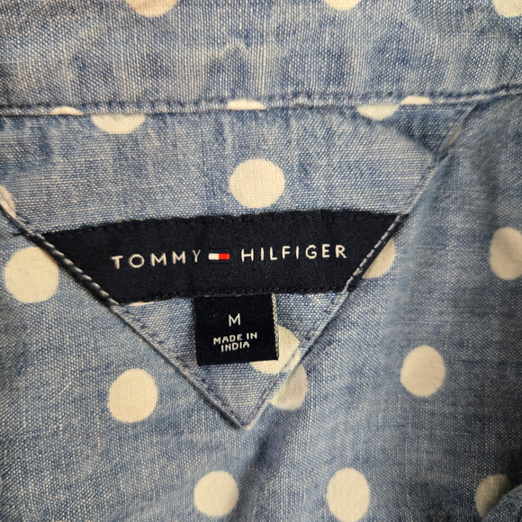 Tommy Hilfiger Light Wash Polka Dot Chambray Denim Womens Blouse Size Medium - Picture 4 of 7